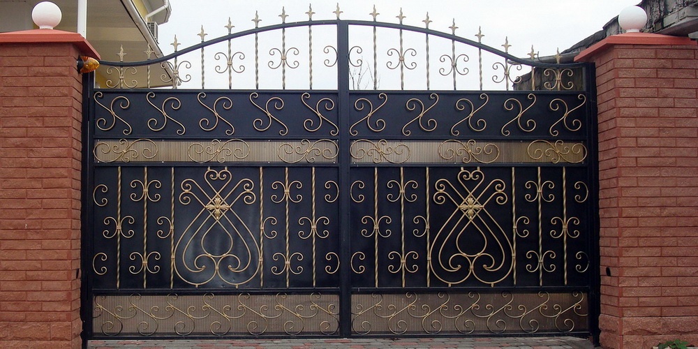 Распашные ворота в Марьиной Горке